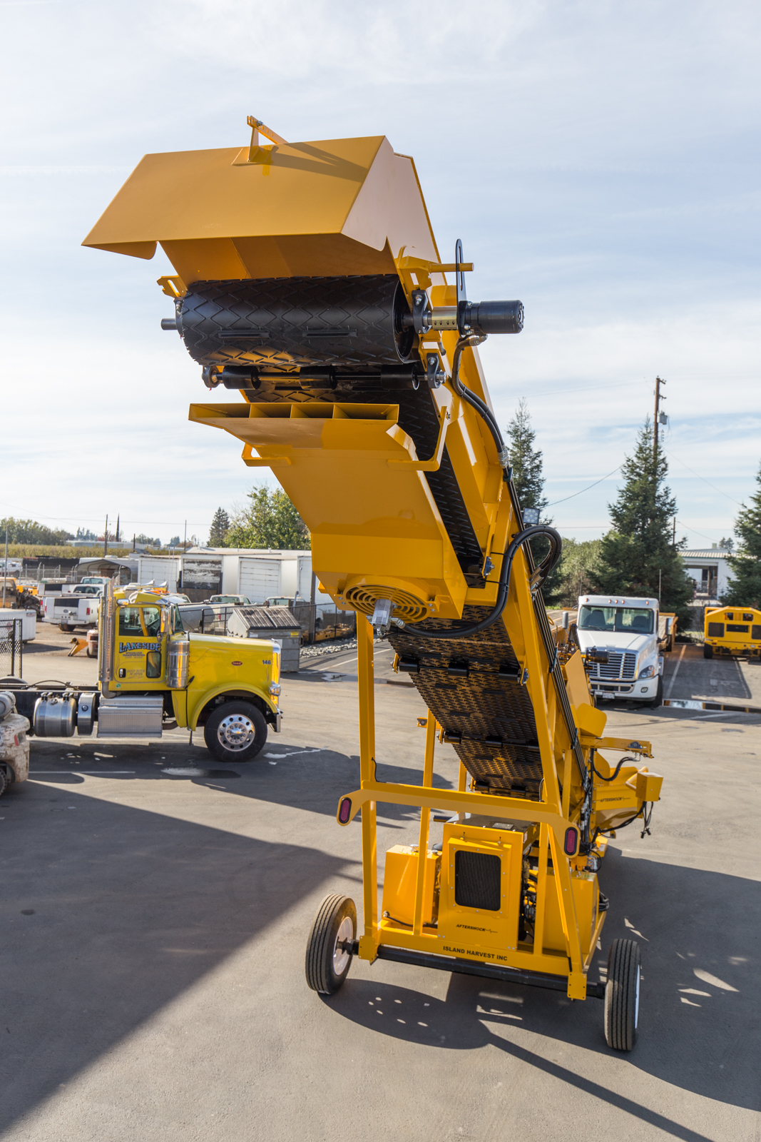 FE36 Elevator extended